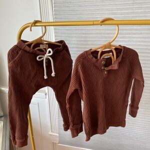 Jamie Kay waffle matching set size 4 excellent condition